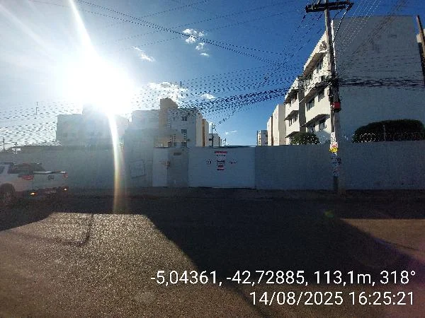 Apartamento - 2 Quartos - Teresina - Ocupado — foto 2