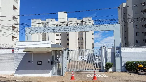 Apartamento - 2 Quartos - Uberlandia - Ocupado — foto 2