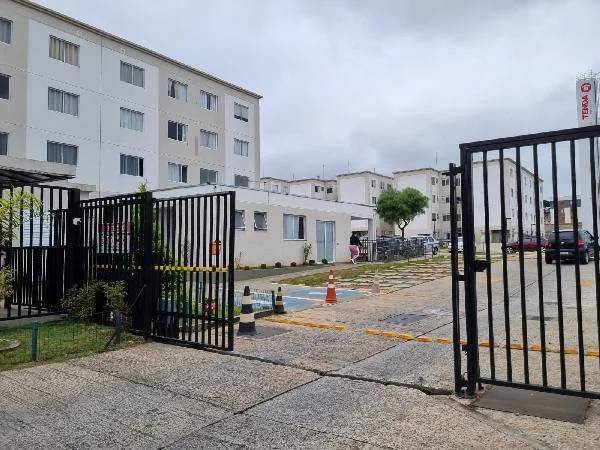 Apartamento - 2 Quartos - Sao Jose dos Pinhais - Ocupado — foto 2