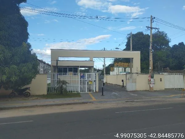 Apartamento - 2 Quartos - Teresina - Ocupado — foto 2