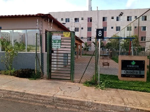 Apartamento - 2 Quartos - Luziania - Ocupado — foto 2