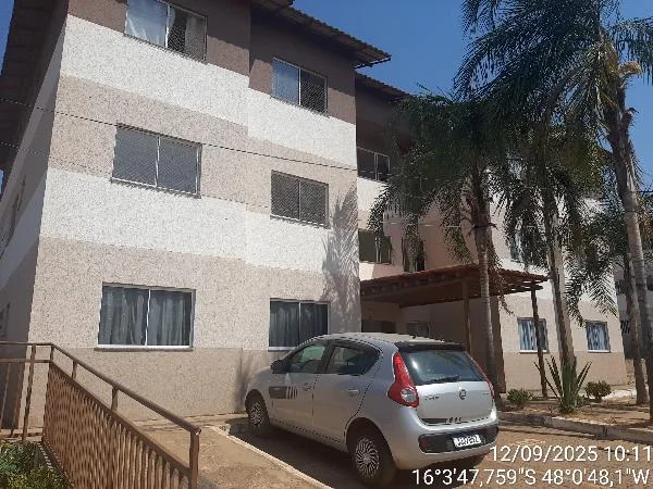 Apartamento - 2 Quartos - Valparaiso de Goias - Ocupado — foto 2