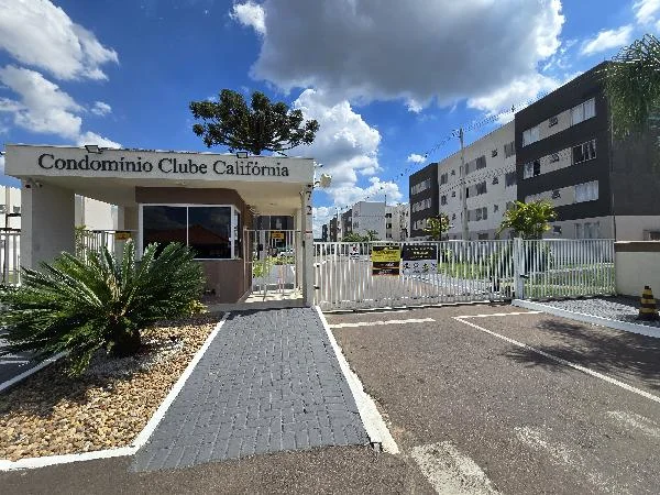 Apartamento - 2 Quartos - Campo Largo - Ocupado — foto 2