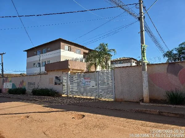 Apartamento - 2 Quartos - Valparaiso de Goias - Ocupado — foto 2