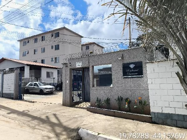 Apartamento - 2 Quartos - Esmeraldas - Ocupado — foto 2