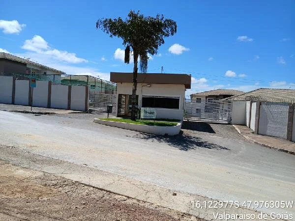 Apartamento - 2 Quartos - Valparaiso de Goias - Ocupado — foto 2