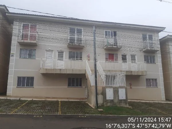 Apartamento - 2 Quartos - Luziania - Ocupado — foto 2