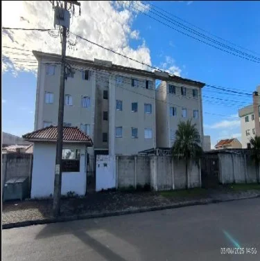 Apartamento - 2 Quartos - Valparaiso de Goias - Ocupado — foto 2