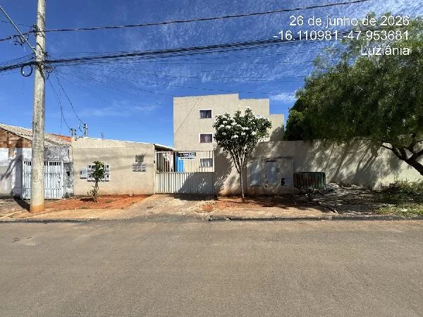 Apartamento - 3 Quartos - Cidade Ocidental - Desocupado — foto 2