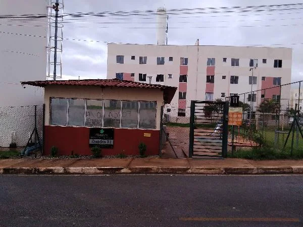 Apartamento - 2 Quartos - Luziania - Ocupado — foto 2