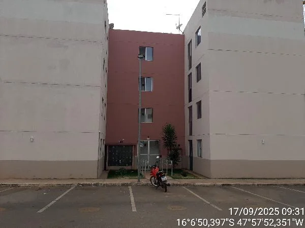 Apartamento - 2 Quartos - Luziania - Ocupado — foto 2