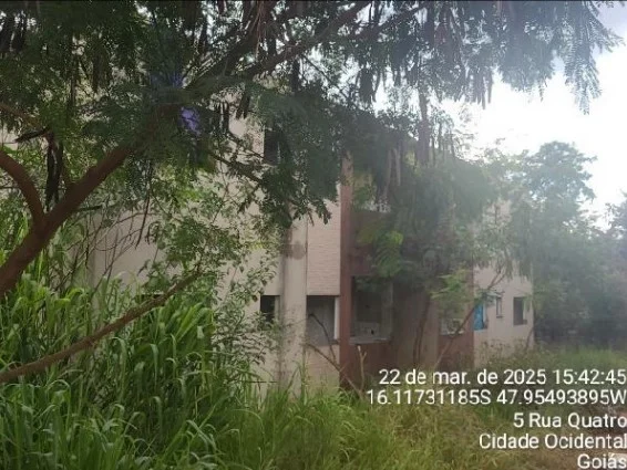 Apartamento - 2 Quartos - Cidade Ocidental - Desocupado — foto 2