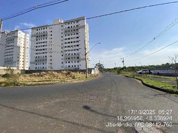 Apartamento - 2 Quartos - Uberlandia - Ocupado — foto 2