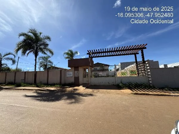 Apartamento - 2 Quartos - Cidade Ocidental - Ocupado — foto 2