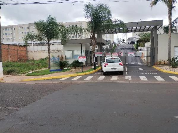 Apartamento - 2 Quartos - Jaboticabal - Ocupado — foto 2
