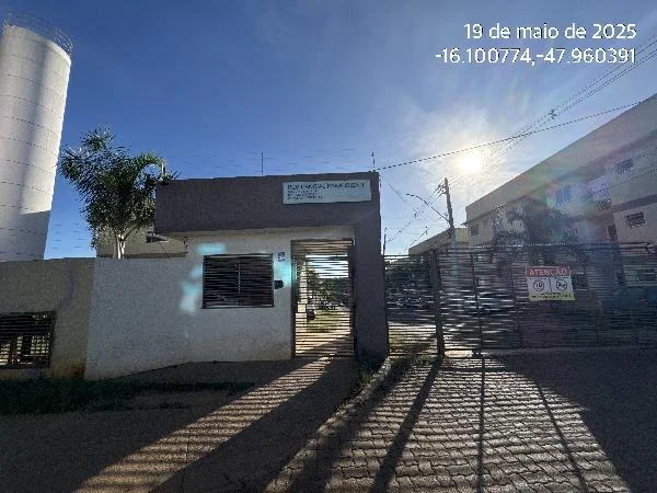 Apartamento - 2 Quartos - Cidade Ocidental - Desocupado — foto 2