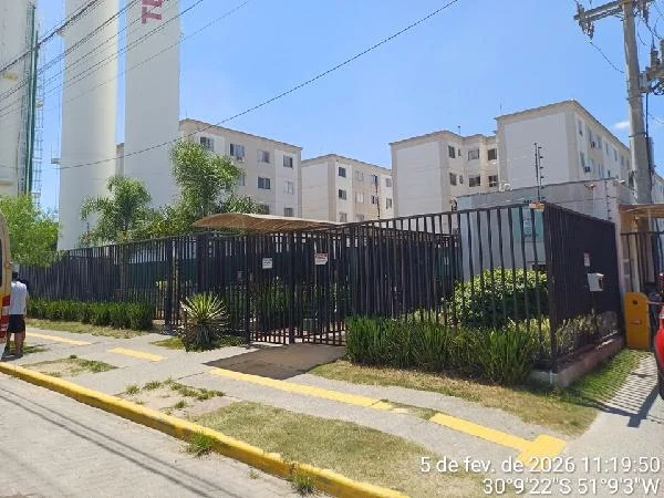 Apartamento - 2 Quartos - Porto Alegre - Desocupado — foto 2