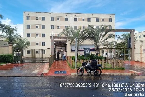 Apartamento - 2 Quartos - Uberlandia - Ocupado — foto 2