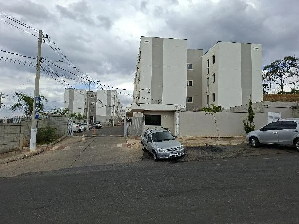 Apartamento - 2 Quartos - Vespasiano - Ocupado — foto 2