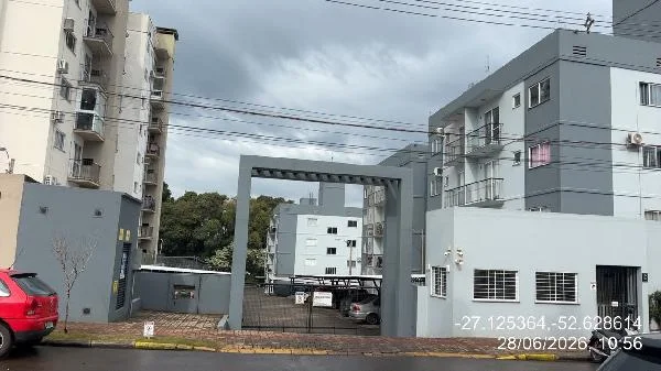 Apartamento - 2 Quartos - Chapeco - Desocupado — foto 2