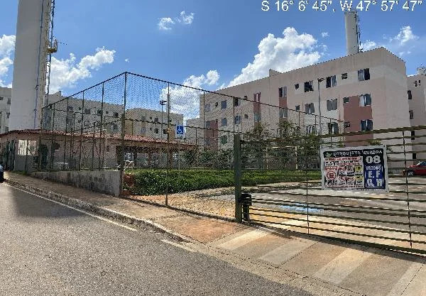 Apartamento - 2 Quartos - Luziania - Ocupado — foto 2