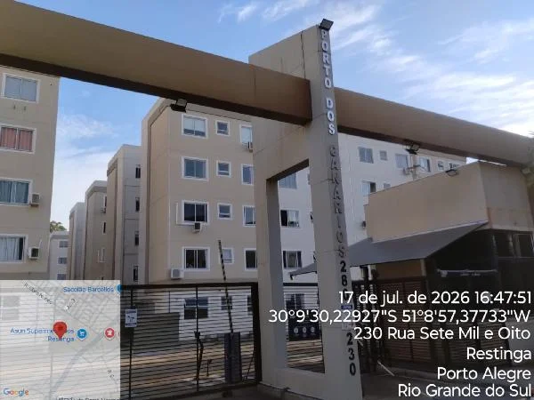 Apartamento - 2 Quartos - Porto Alegre - Ocupado — foto 2
