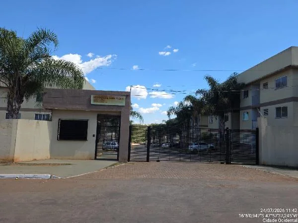 Apartamento - 2 Quartos - Cidade Ocidental - Desocupado — foto 2