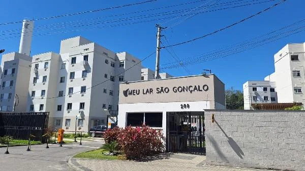 Apartamento - 2 Quartos - São Gonçalo - Ocupado — foto 2