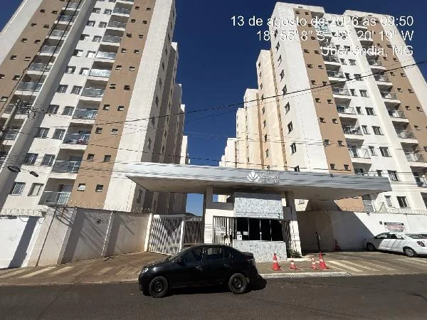 Apartamento - 2 Quartos - Uberlândia - Ocupado — foto 2