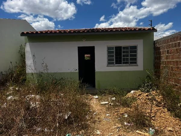 Casa - 2 Quartos - Belo Jardim - Desocupado — foto 2