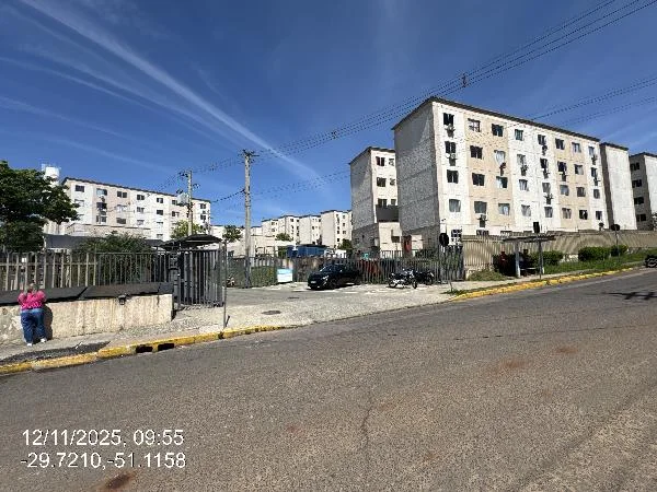 Apartamento - 2 Quartos - Novo Hamburgo - Desocupado — foto 2