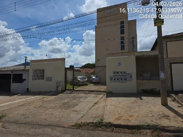 Apartamento - 2 Quartos - Cidade Ocidental - Desocupado — foto 2