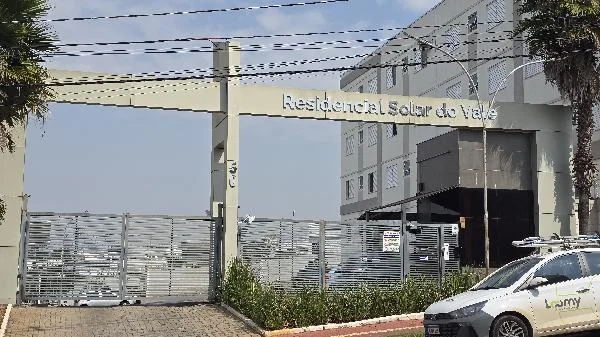 Apartamento - 2 Quartos - Sorocaba - Ocupado — foto 2