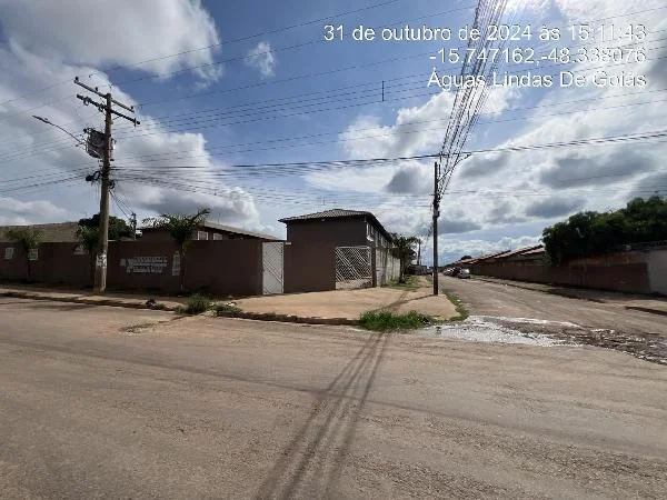 Apartamento - 2 Quartos - Aguas Lindas de Goias - Ocupado — foto 2