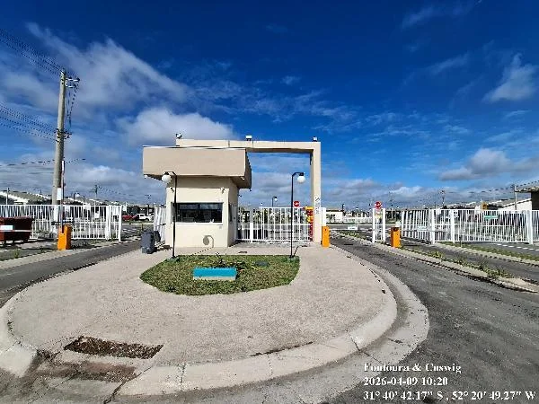 Casa - 2 Quartos - Pelotas - Desocupado — foto 2