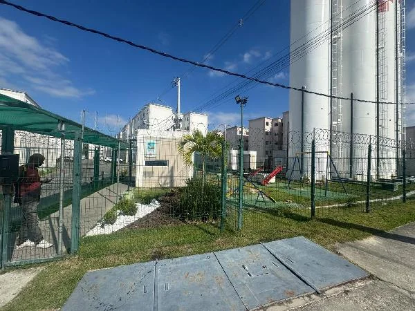 Apartamento - 2 Quartos - Salvador - Ocupado — foto 2