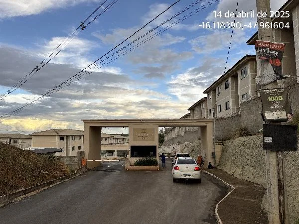 Apartamento - 2 Quartos - Luziania - Ocupado — foto 2