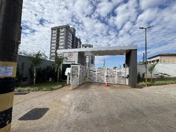 Apartamento - 2 Quartos - Uberaba - Ocupado — foto 2