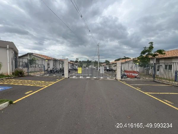 Casa - 2 Quartos - Votuporanga - Ocupado — foto 2