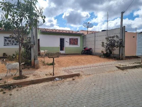 Casa - 2 Quartos - Belo Jardim - Ocupado — foto 2