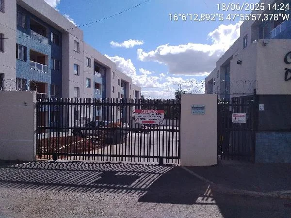Apartamento - 2 Quartos - Cidade Ocidental - Ocupado — foto 2