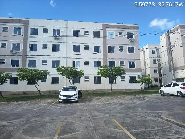 Apartamento - 2 Quartos - Maceio - Ocupado — foto 2