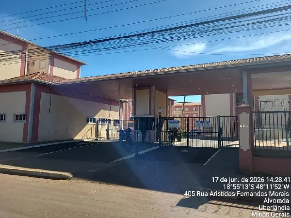 Apartamento - 2 Quartos - Uberlandia - Ocupado — foto 2