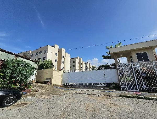 Apartamento - 2 Quartos - Caucaia - Ocupado — foto 2