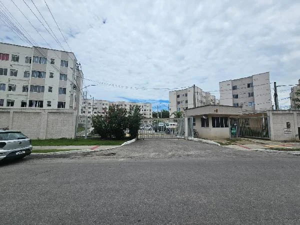 Apartamento - 2 Quartos - Sao Goncalo - Ocupado — foto 2