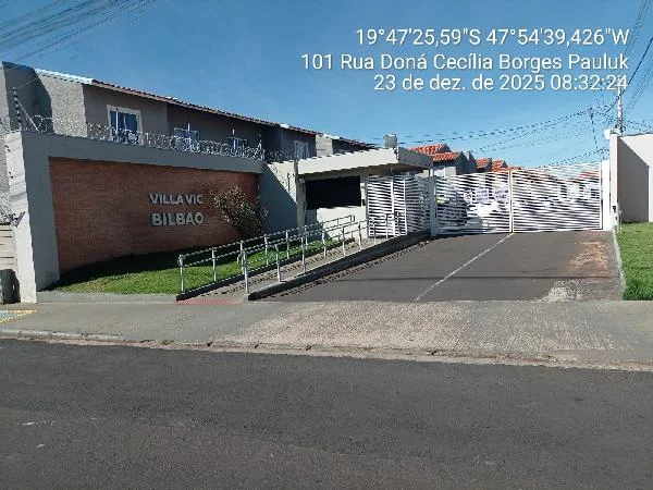 Apartamento - 2 Quartos - Uberaba - Desocupado — foto 2