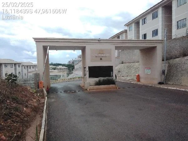 Apartamento - 2 Quartos - Luziania - Ocupado — foto 2