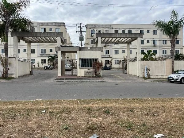 Apartamento - 2 Quartos - Campos dos Goytacazes - Ocupado — foto 2