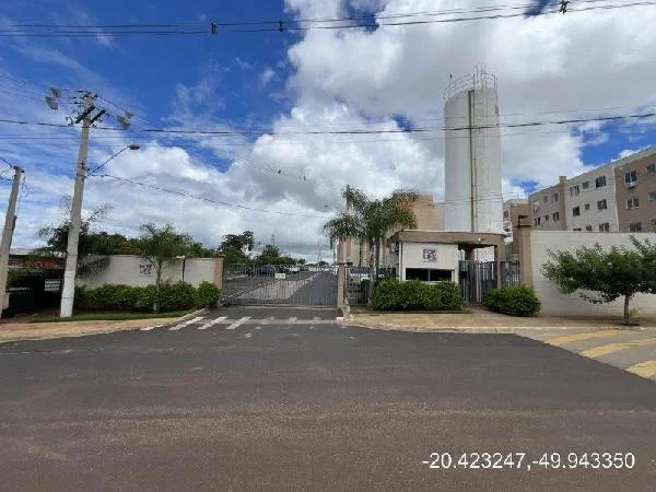 Apartamento - 2 Quartos - Votuporanga - Desocupado — foto 2