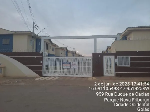 Apartamento - 2 Quartos - Cidade Ocidental - Ocupado — foto 2